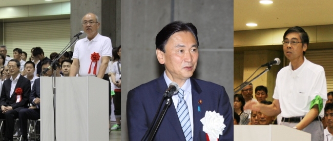 古屋圭司国家公安委員長の「スタート」の合図で安全走行テストの競技開始