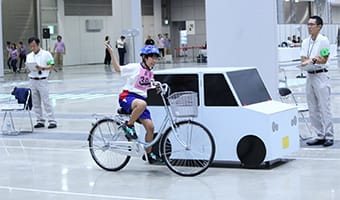 安全走行テストの一場面(2)