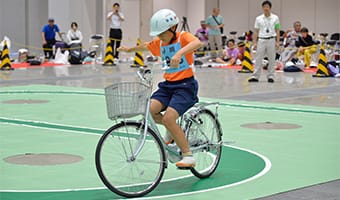技能走行テストの一場面(2)